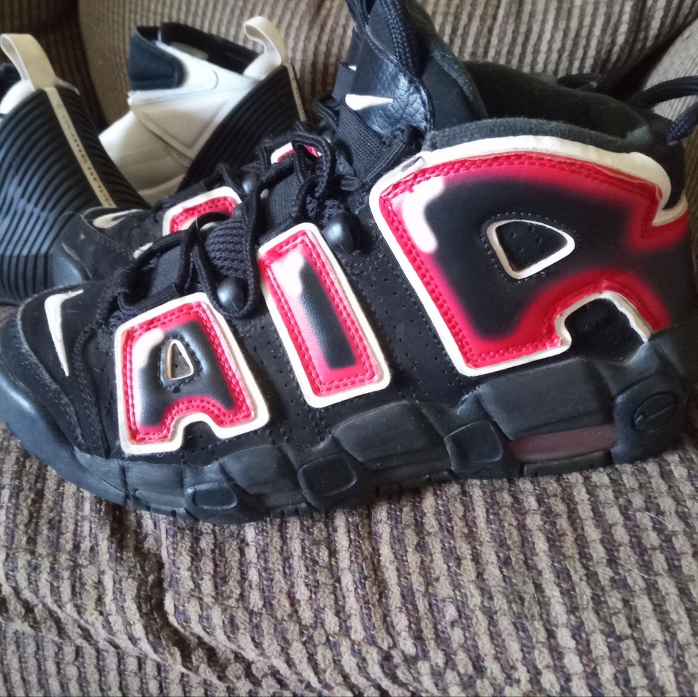 Nike Air More Uptempo Laser Crimson Black